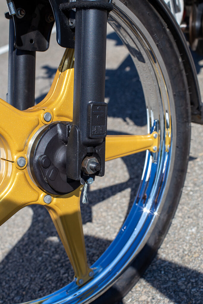 jante Leleu à bâton 2 parties peugeot 103