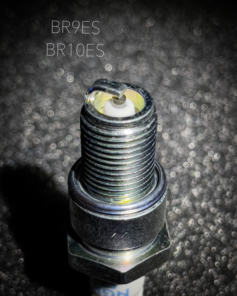 Bougie NGK BR9ES et BR10ES à culot long pour moteur 2 temps